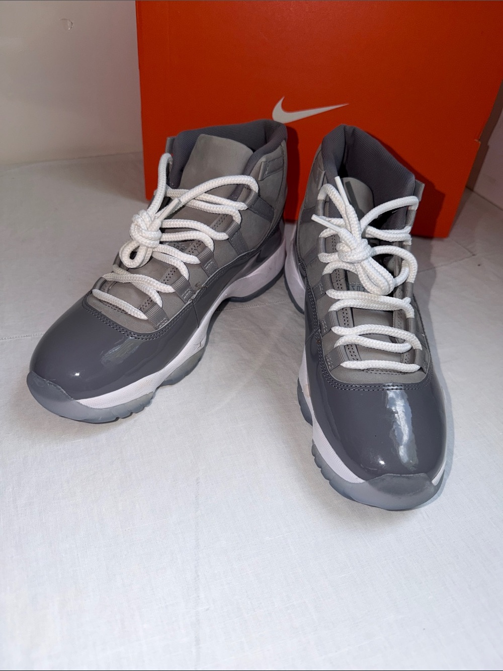 NWOT NIKE AIR JORDAN 11 RETRO COOL GREY 2021 SIZE 9 Men CT8012 005 Basketball